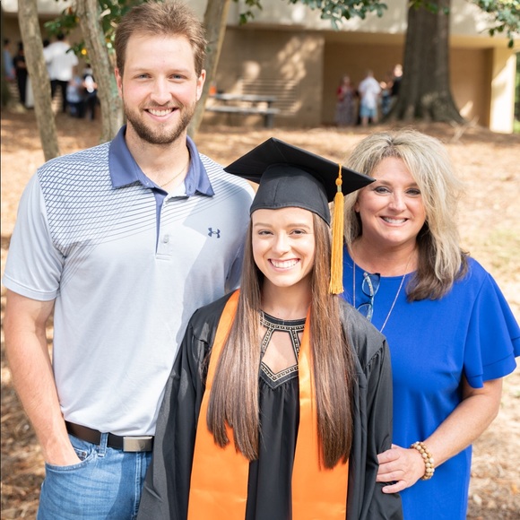 Meet your Posher, Paris - Picture 1 of 1